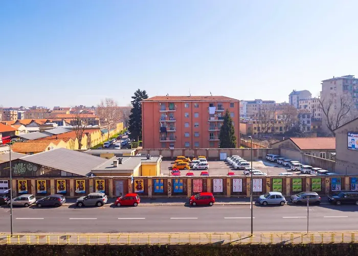 Апартаменти Luvi - Alzaia Naviglio Pavese Мілан, Італія