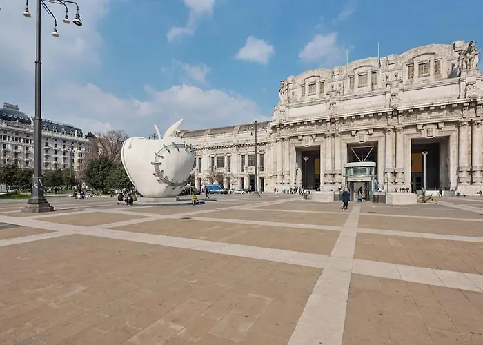 Easylife - Milano - Recanate 5 - Centrale, Itália