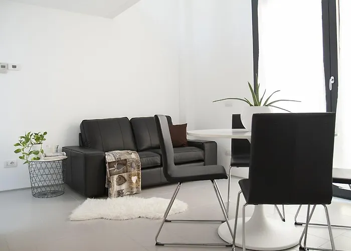 Brand New Apartments Ortiquattro Мілан, Італія