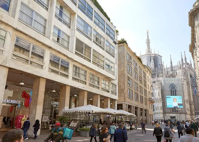 Prestige Boutique Aparthotel -Piazza Duomo Мілан, Італія