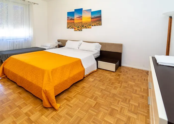 Central Maya Apartment Milano, Italia