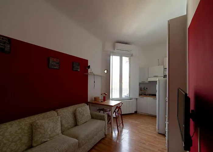 Hbhall Navigli 21 Milán, Italia