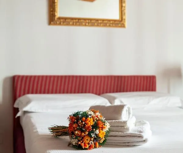 Suite Via Torino Milano, Italia