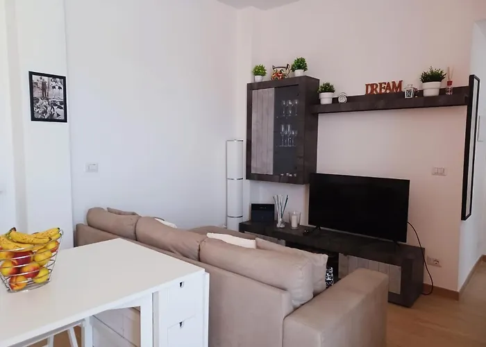 Joy Home 31 Milano, Italia