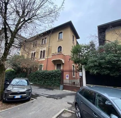 La Chic Maison De Milano, Italia