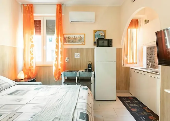 Milan Sweet Home Metro, Linate E Sky Studio, Italia