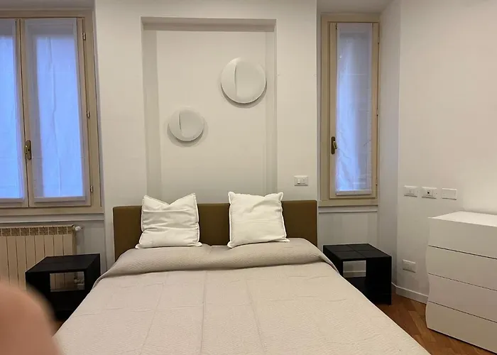 Casa Vercelli delizioso bilocale moderno nella vecchia Milano, Italia