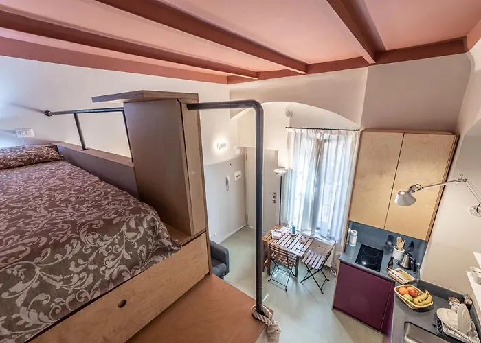 Xenia Apartments - Accogliente Pied-à-terre sui Navigli Milano, Italia