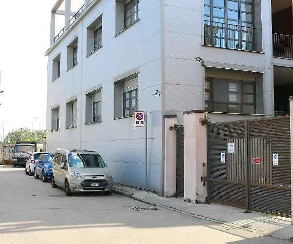 Smart&Comfy Apartment - Via Repubblica di San Marino Milano, Italia