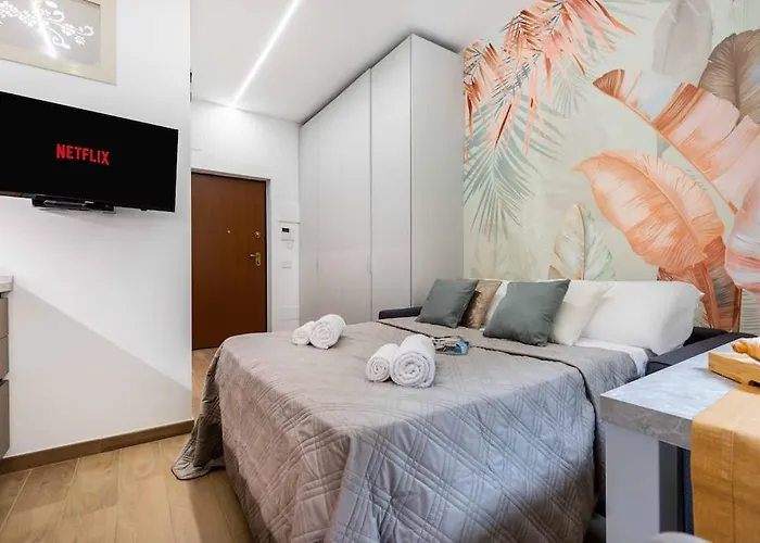 Exotic House In Central Of Milán, Italia