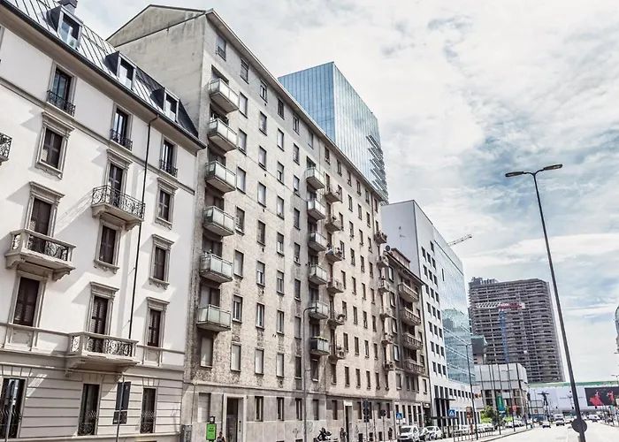 Easylife - Milano - Melchiorre Gioia 30 - Centrale, Italia