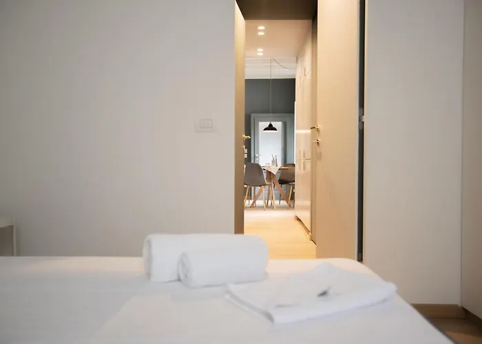 Ferienwohnung Easylife - Milano - Lanzone 39 - Sant'Ambrogio, Italien