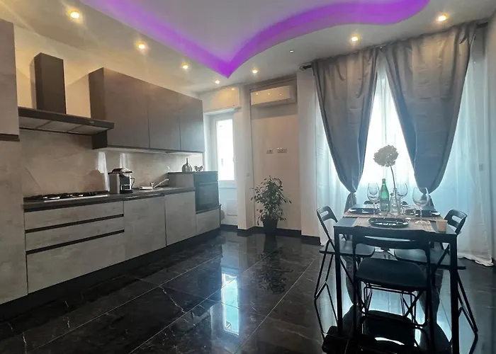 Ferienwohnung Prestigioso Trilocale Sui Navigli Con A/C & Wi-Fi Mailand, Italien
