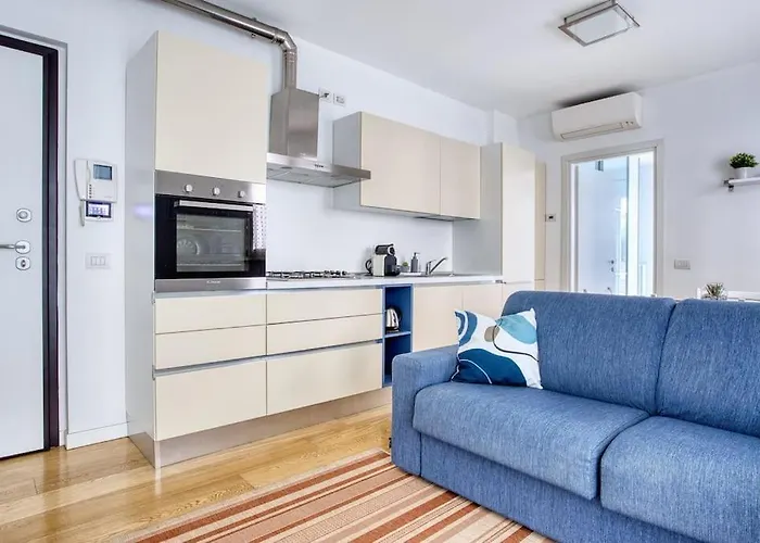 Comfy And Central Apartment Milano, Italia