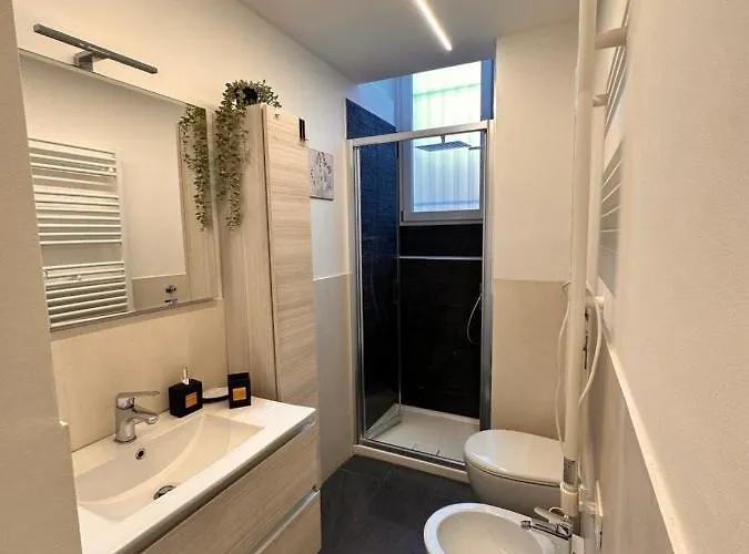 Apartament La Casa Di Paola Mediolan, Włochy