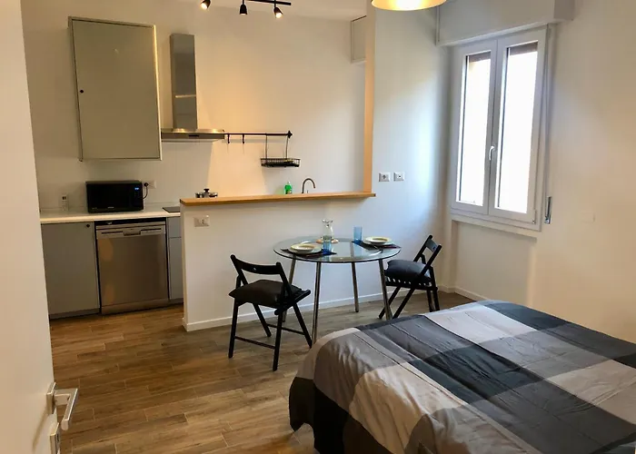 Santa Giulia Suite - 15 Minutes From City Centre Milano, Italia