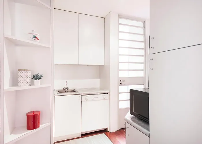 Easylife - Milano - Marcora 12 - Centrale, Italia