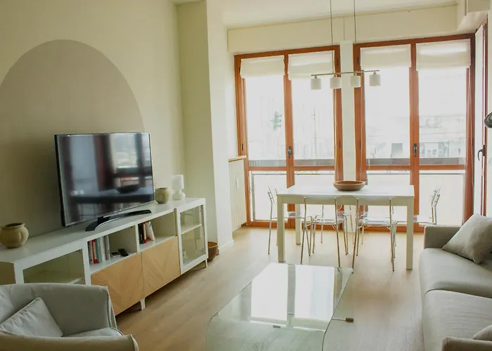 Charming Towers Guest House-Apartment Milano, Italia