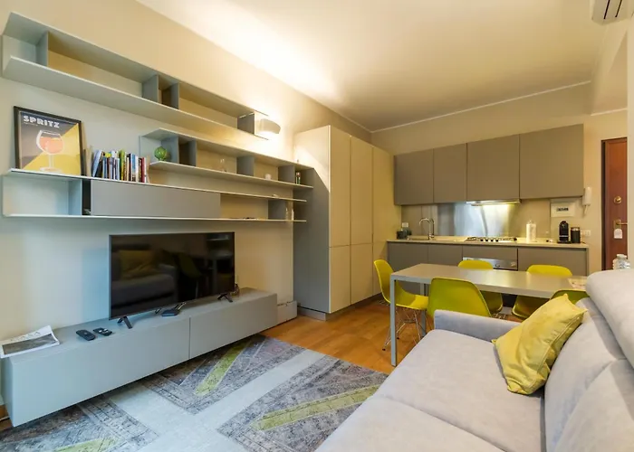 Star Home Milão, Itália