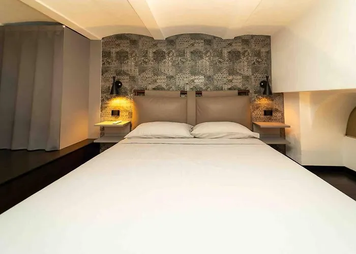 Appartamento Prestigioso Loft In San Babila A 5 Min. Dal Duomo Milano, Italia