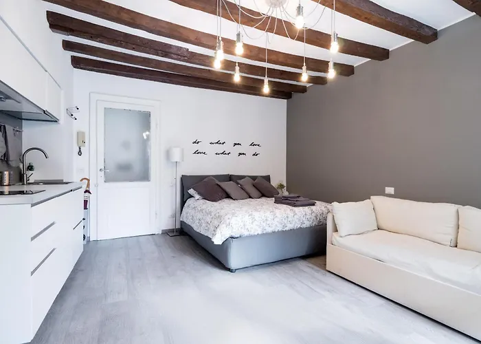 Navigli - Vigevano 45&Casale 3a studios Milano, Italia
