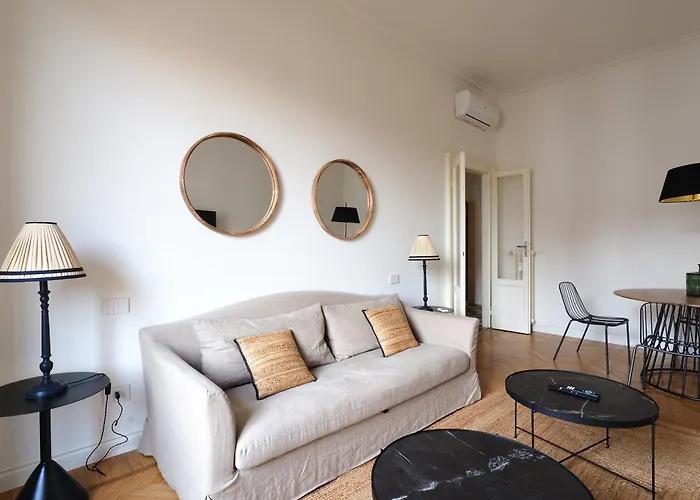 Adelaide Elegant Apartments Milano, Italia