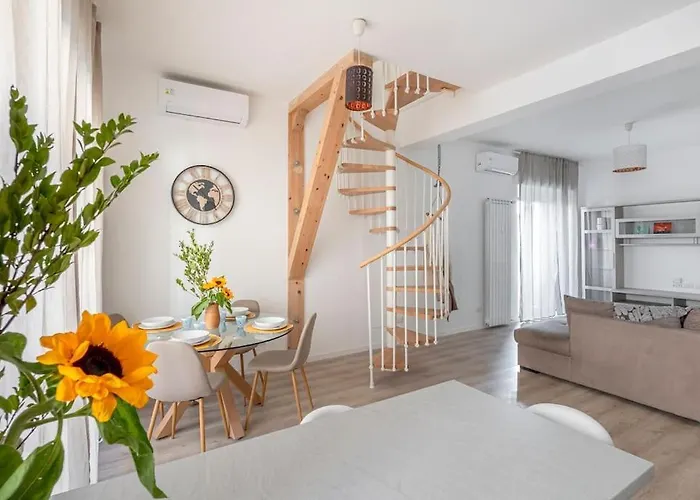 Cozy Apartment 1 Min From New Mm4 Argonne Milano, Italia