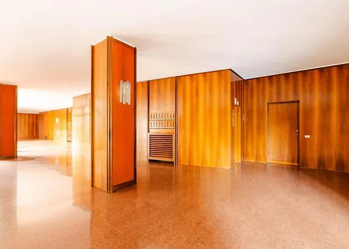 Luxury 1 Bedroom Apartment, Close To San Siro, Fiera And 10 Min Metro To Duomo Milano, Italia