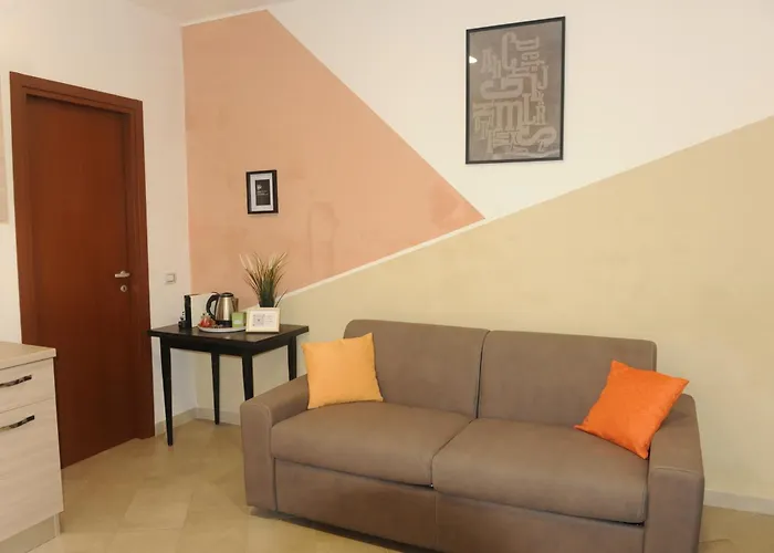 Milan 3Suites, Italia