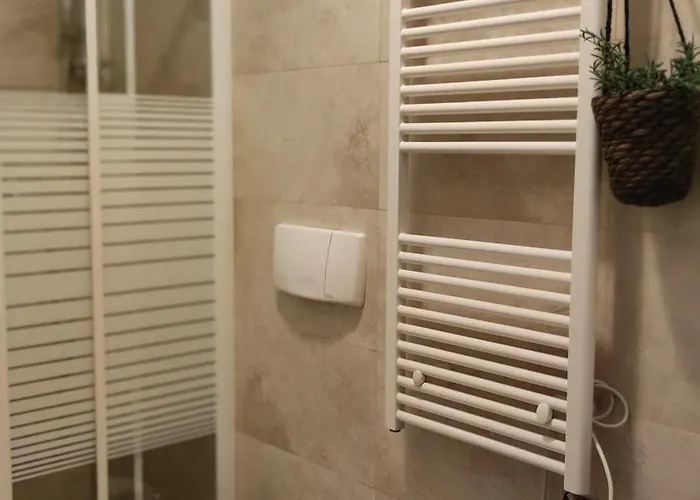 Arco Pace Home Milano, Italia