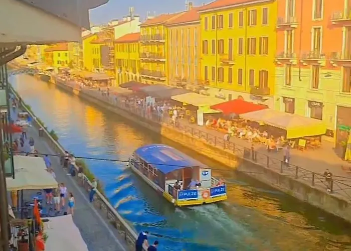 Milano Apartment Navigli View Grande, Włochy