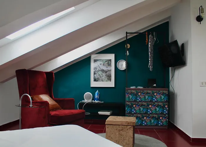 Mercanti Attic Version Apartamento Milão, Itália