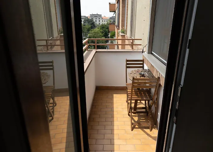Appartamento Elegante Bilocale In De Angeli - Piazzale Siena Milano, Italia