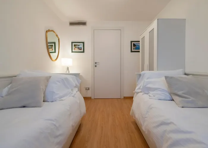 Xenia Apartments - Luxury & Elegant Penthouse In City Life Milano, Italia