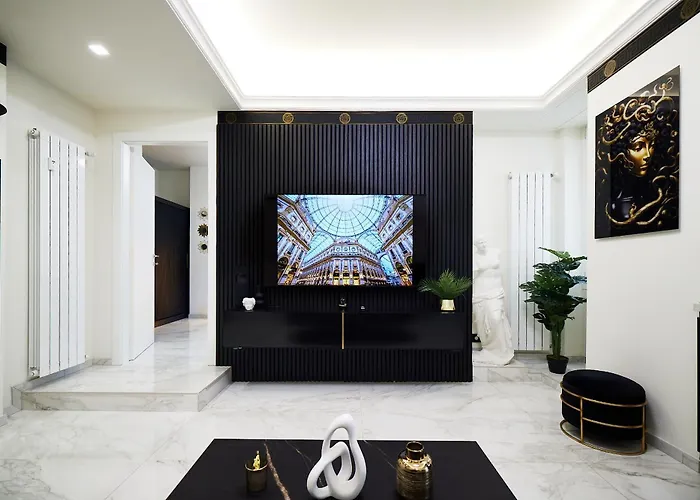 Italian Fashion Suite - Luxurious Marble City Center Milano, Italia