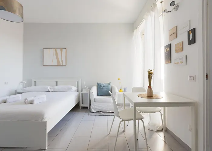 Guesthost - Bande Nere Mm1 Studio With Balcony Milano, Italia