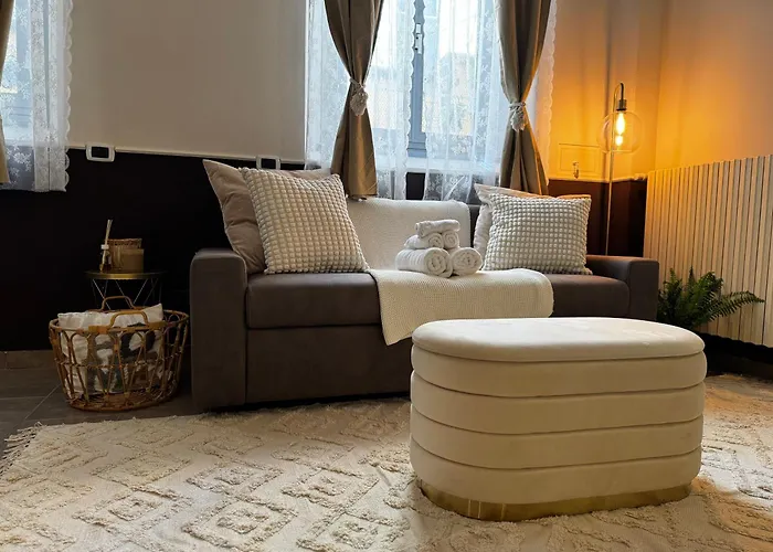 Appartamento Regina Milano In Verona - Sky Tv, Wifi E Breakfast Box, Italia