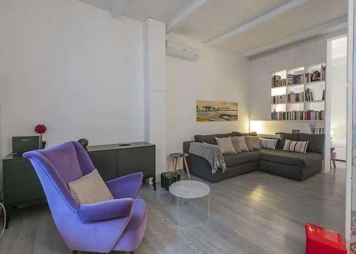 Chinatown Elegant Apartment - Youhosty Milano, Italia