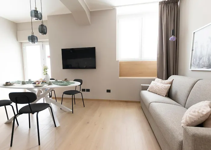 Apartament Ihost Luxury -Free Parking- Plana 6 Mediolan, Włochy
