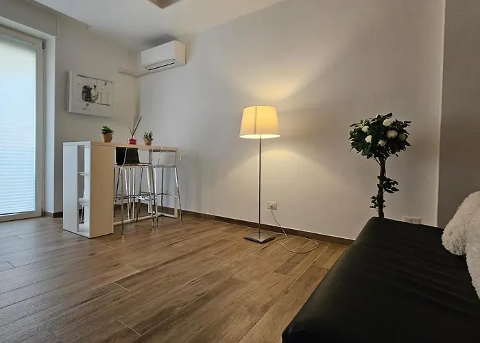Casa di MEG Appartamento a Milano vicino ai Navigli, Italia