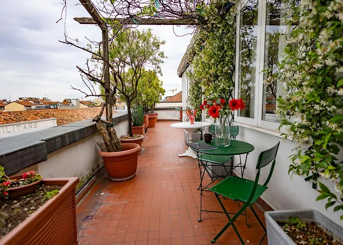 Apartamento Corso Italia Attic In Milan By 101Flats, Italia