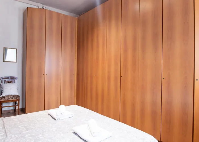 Apartamento Duomo Walking Distance Elegant Flat With View Milán, Italia