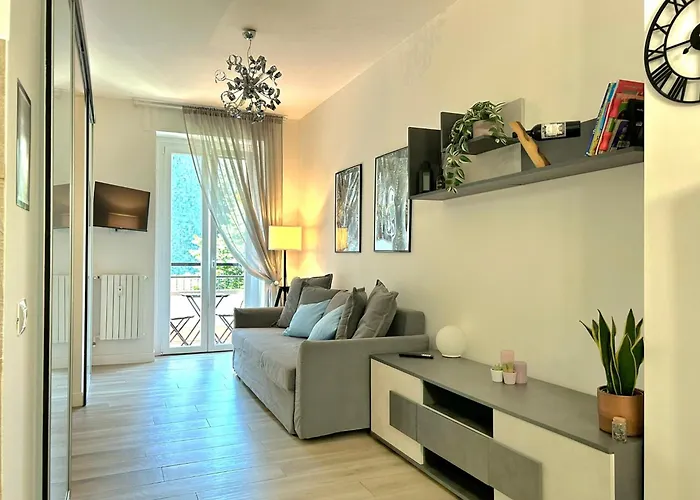 Modern Apartments Mm3 Afforifn Only 15 Min From Duomo Mediolan, Włochy
