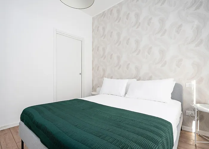 Classbnb-Elegant Apartment Near The City Center Milan, Italy