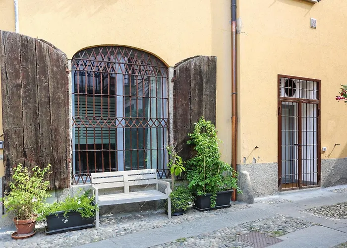 Rrrapido Apartment - Corso San Gottardo Milan, Italy