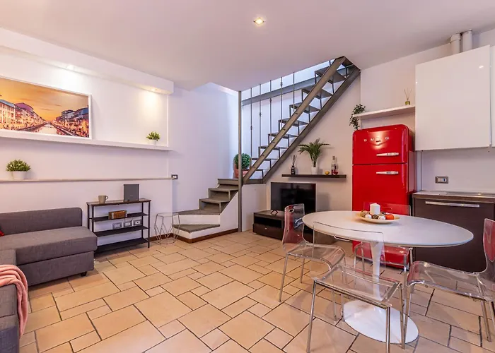 Romantic Suite Navigli - 15min Duomo - FREE parking Milano, Italia