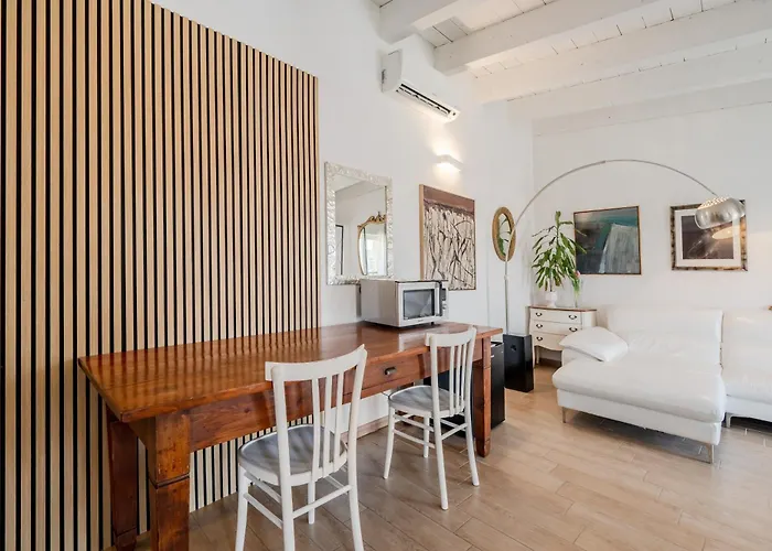Guesthost - Porto Di Mare Bilo & Mono Apartments Milano, Italia