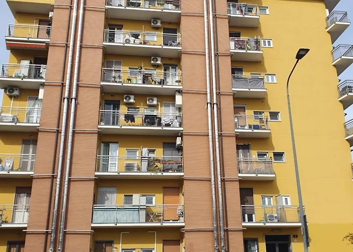 Homesamantha Milano, Italia