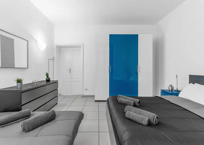 SA7 - Porta Venezia - Duomo - Large Apartment - Milano, Italia