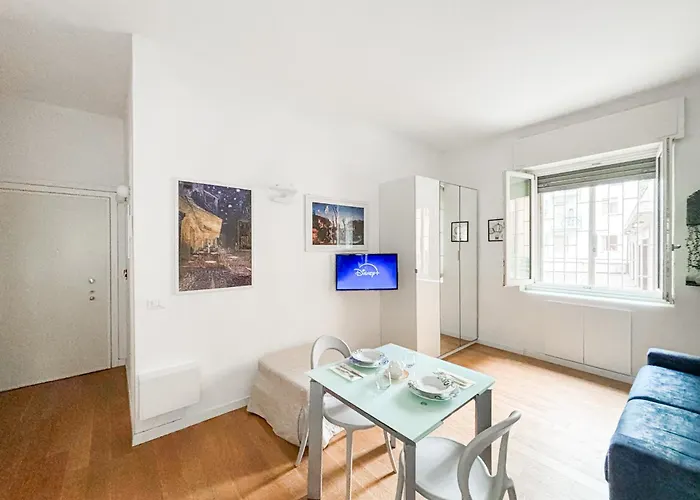 Appartamento Private Parking - Monolocale Sul Naviglio Milano, Italia